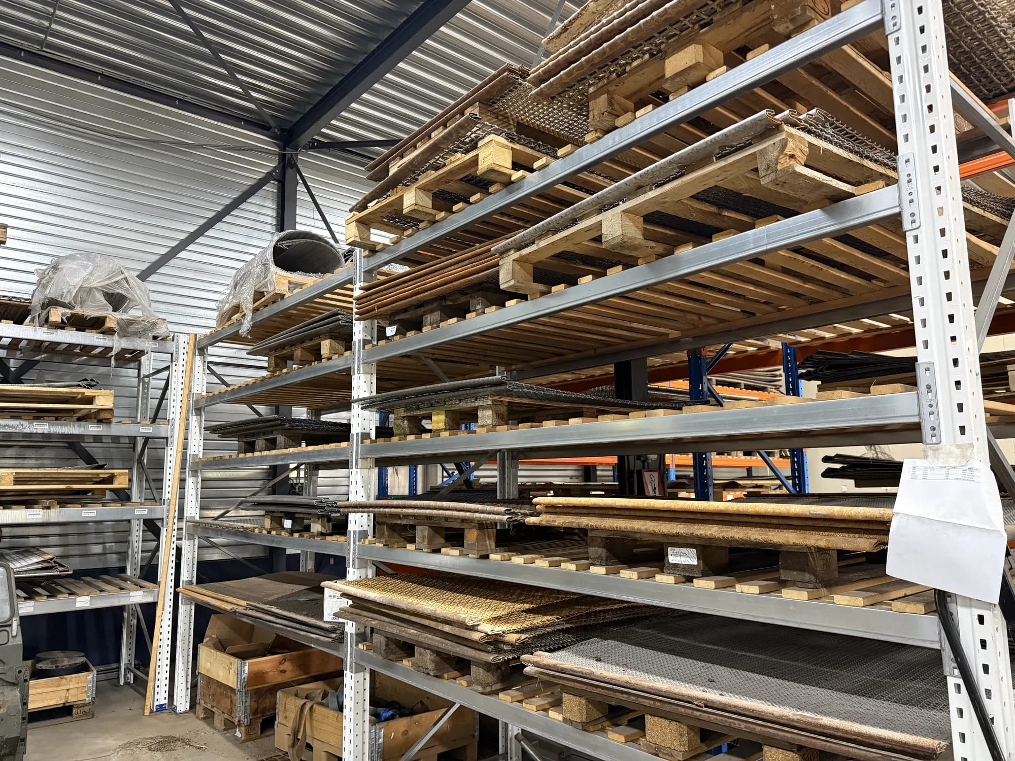 Magazijn en afhaallocatie van IMPAKT Wearparts